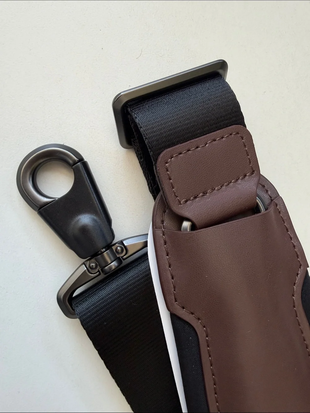 Tumi Brown and Black Padded Shoulder Strap for Laptop Bags